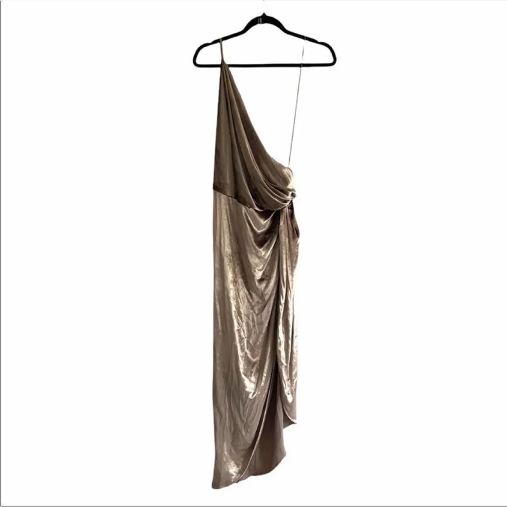 MICHELLE MASON Silk Velvet Asymmetrical One-Shoulder Midi Dress Gold 6 - Picture 14 of 16